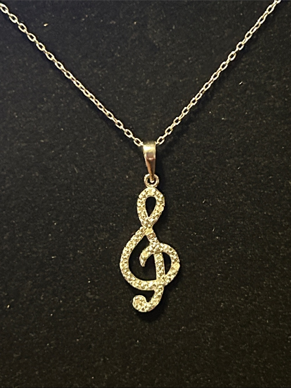 925 Sterling Silver Treble Clef Necklace